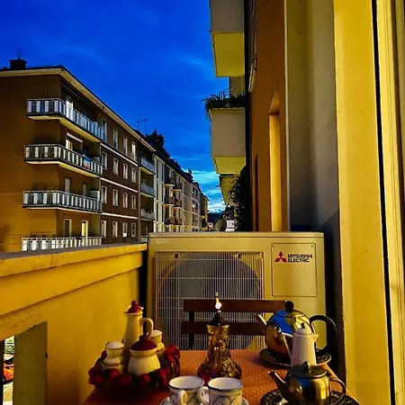 The Castle Door House - Entire 2-bed * Bologna