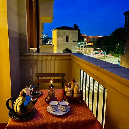 The Castle Door House - Entire 2-bed Apartment *