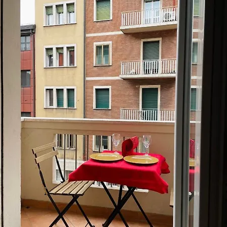 Apartment The Castle Door House - Entire 2-bed *